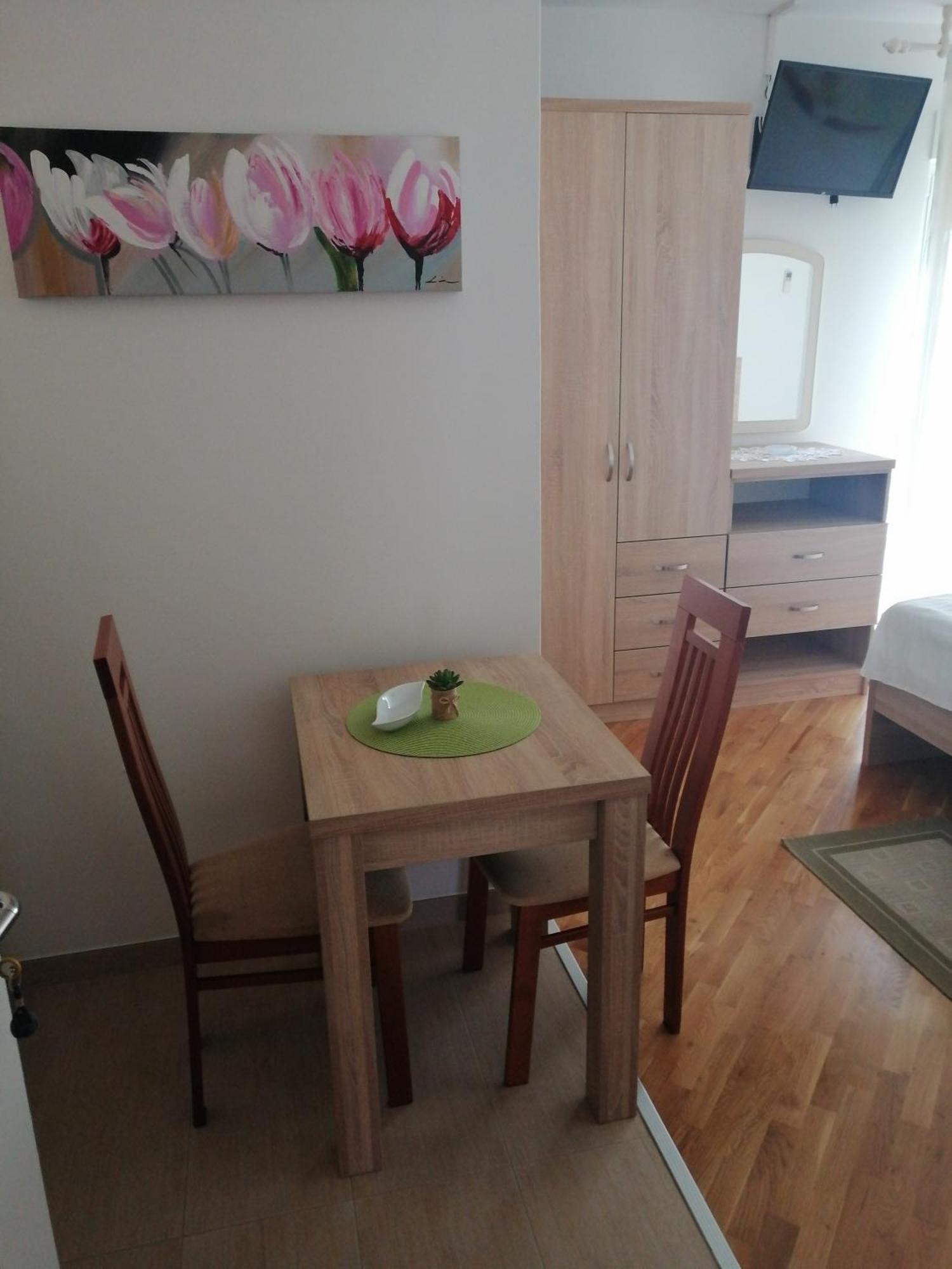 Apartman Branka Раб Екстериор снимка