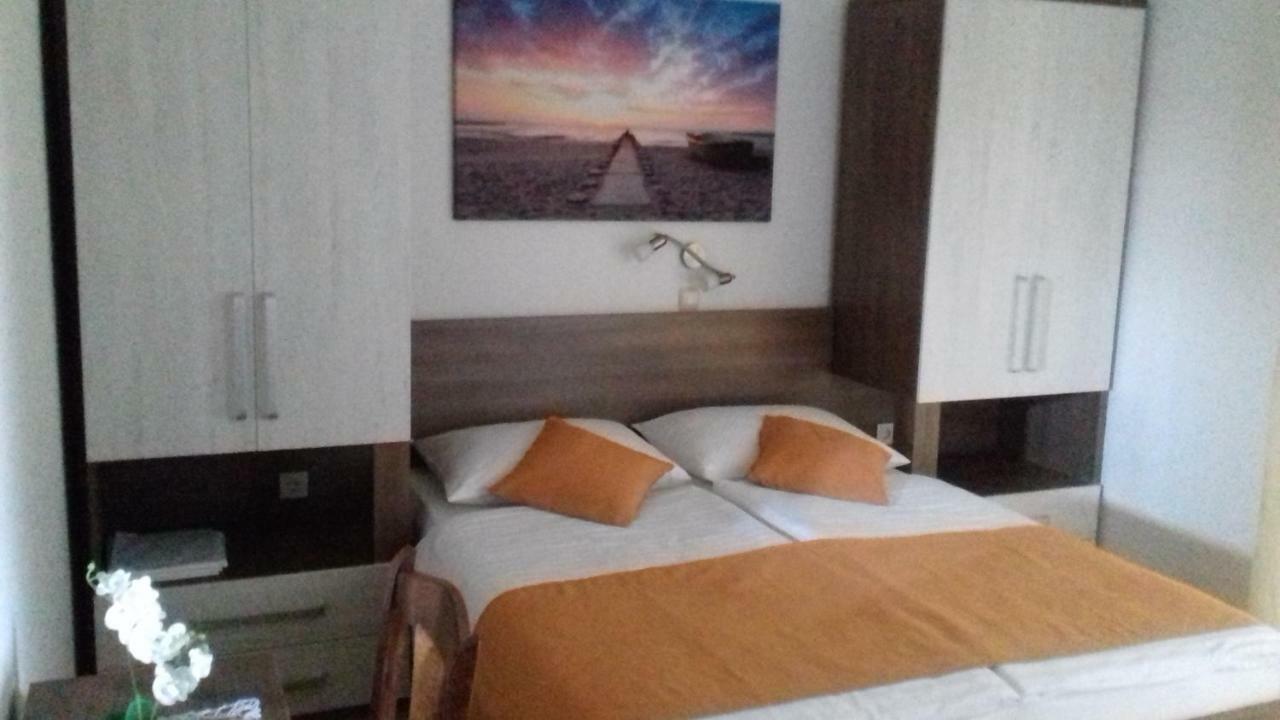 Apartman Branka Раб Екстериор снимка