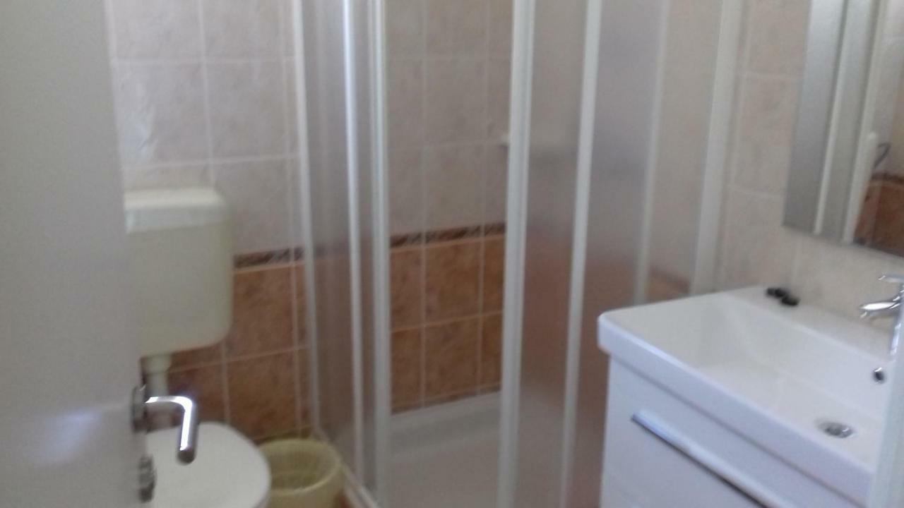 Apartman Branka Раб Екстериор снимка