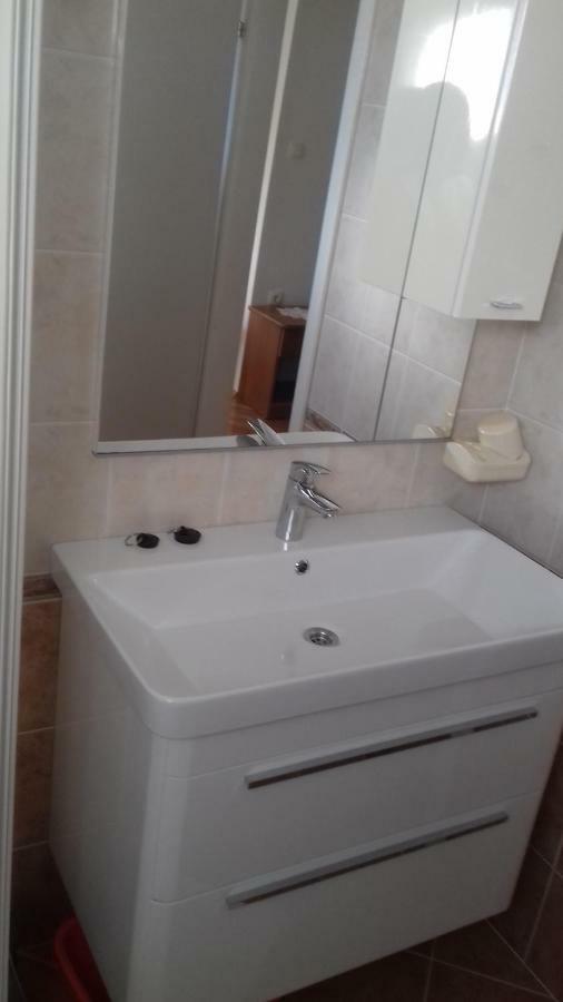 Apartman Branka Раб Екстериор снимка